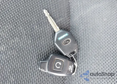 2014 Subaru Xv Crosstrek 2.0I Premium from USA, damaged, VIN JF2GPACC5E8228057